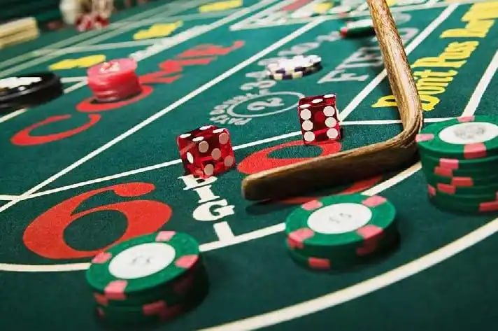 Bangladesh adult user checking sports and casino pages on 7000bet apk